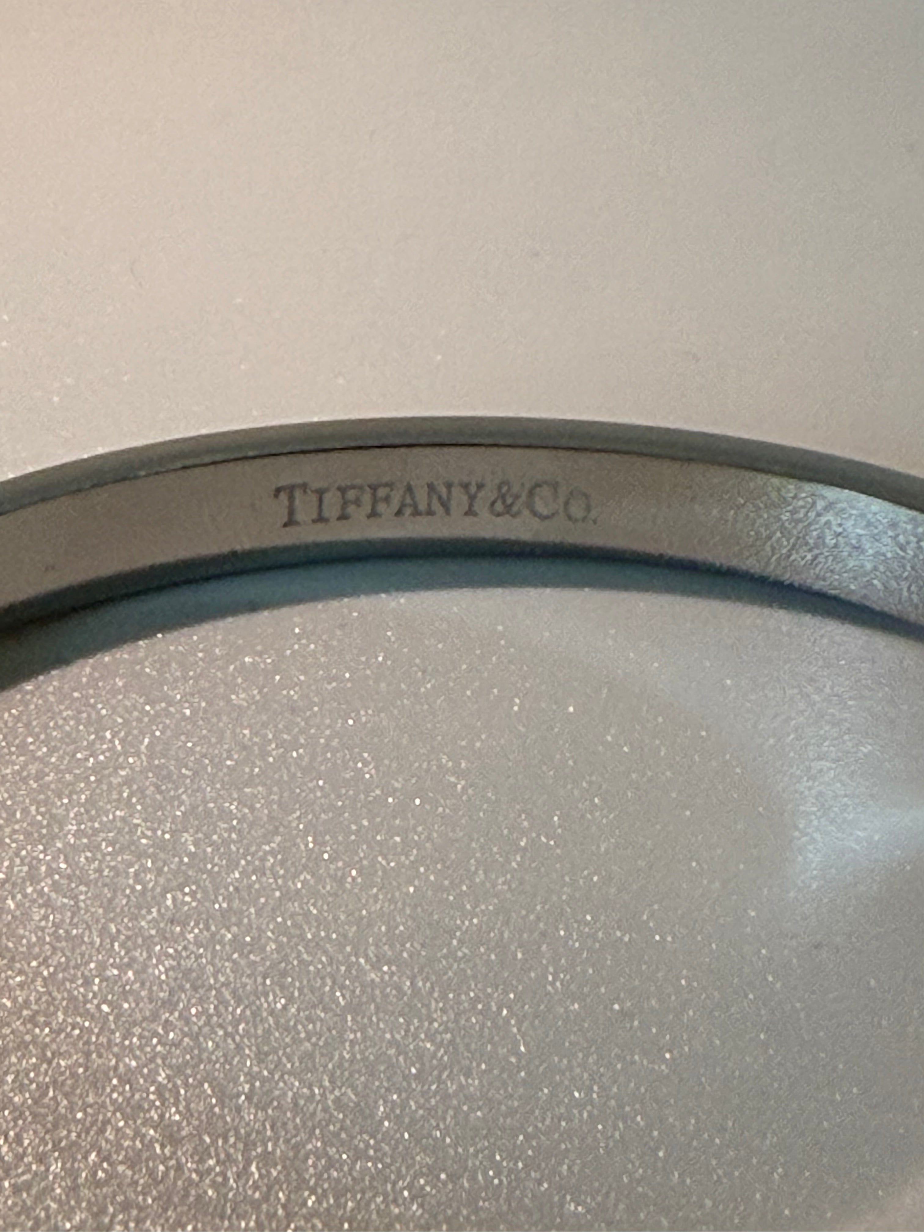 Fashion blue and silver bracelet