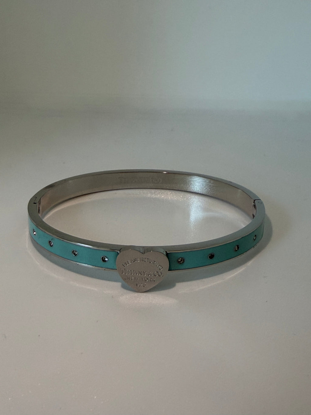 Fashion blue and silver bracelet